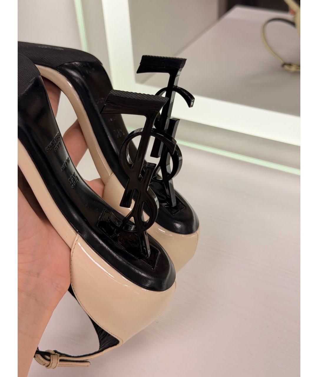 SAINT LAURENT Бежевые босоножки из лакированной кожи, фото 6