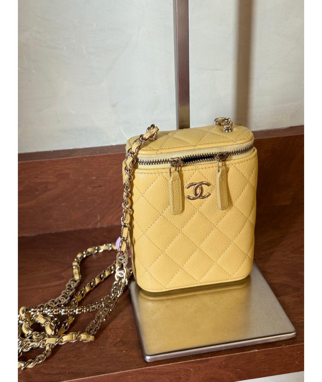 CHANEL Желтая кожаная сумка через плечо, фото 6