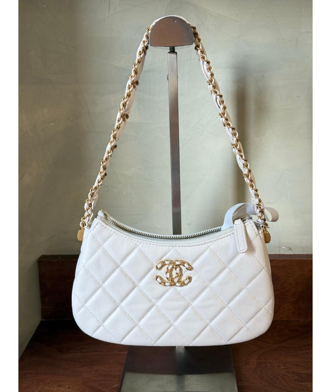 CHANEL Белая кожаная сумка через плечо, фото 11