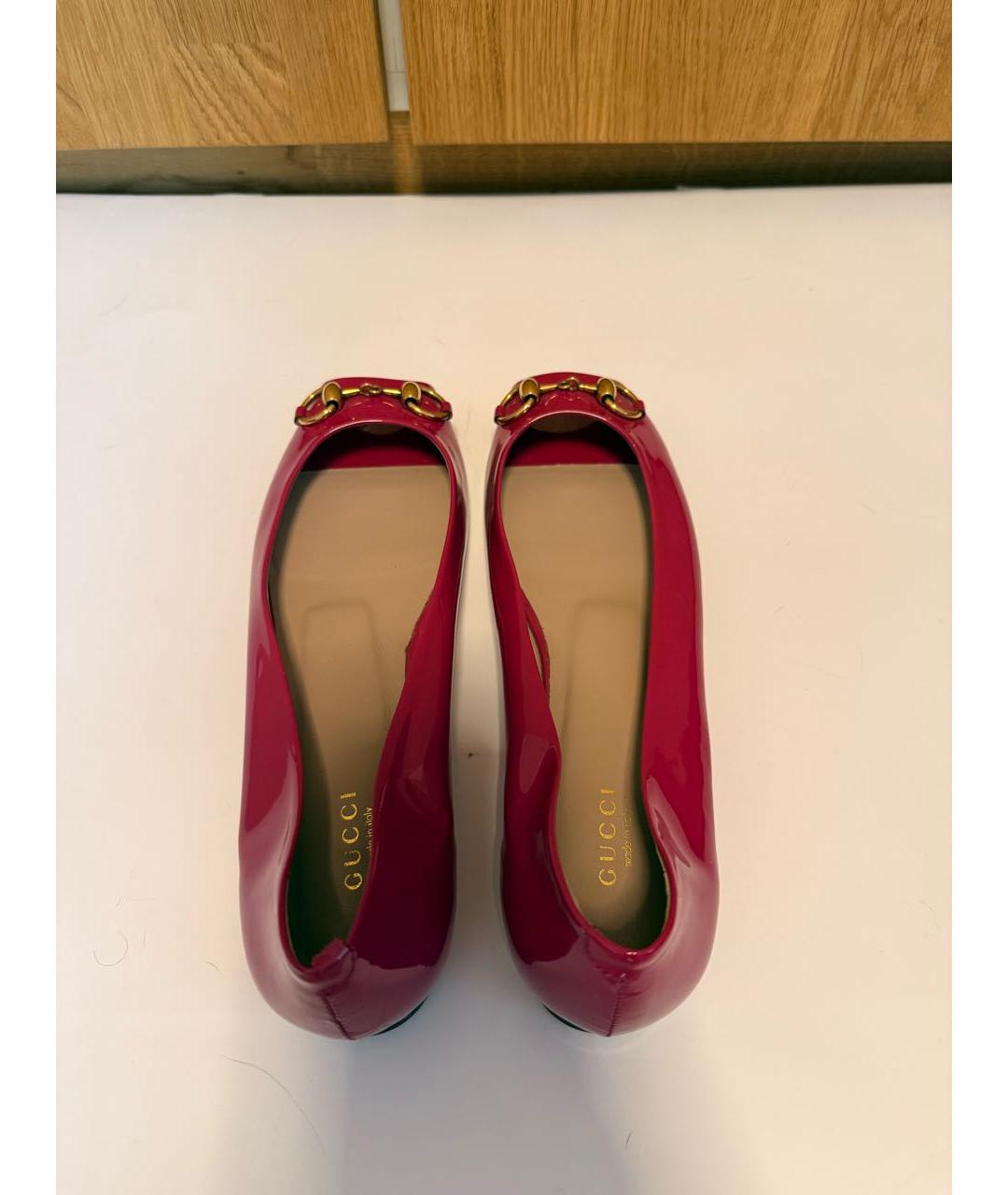 GUCCI Фуксия балетки из лакированной кожи, фото 3