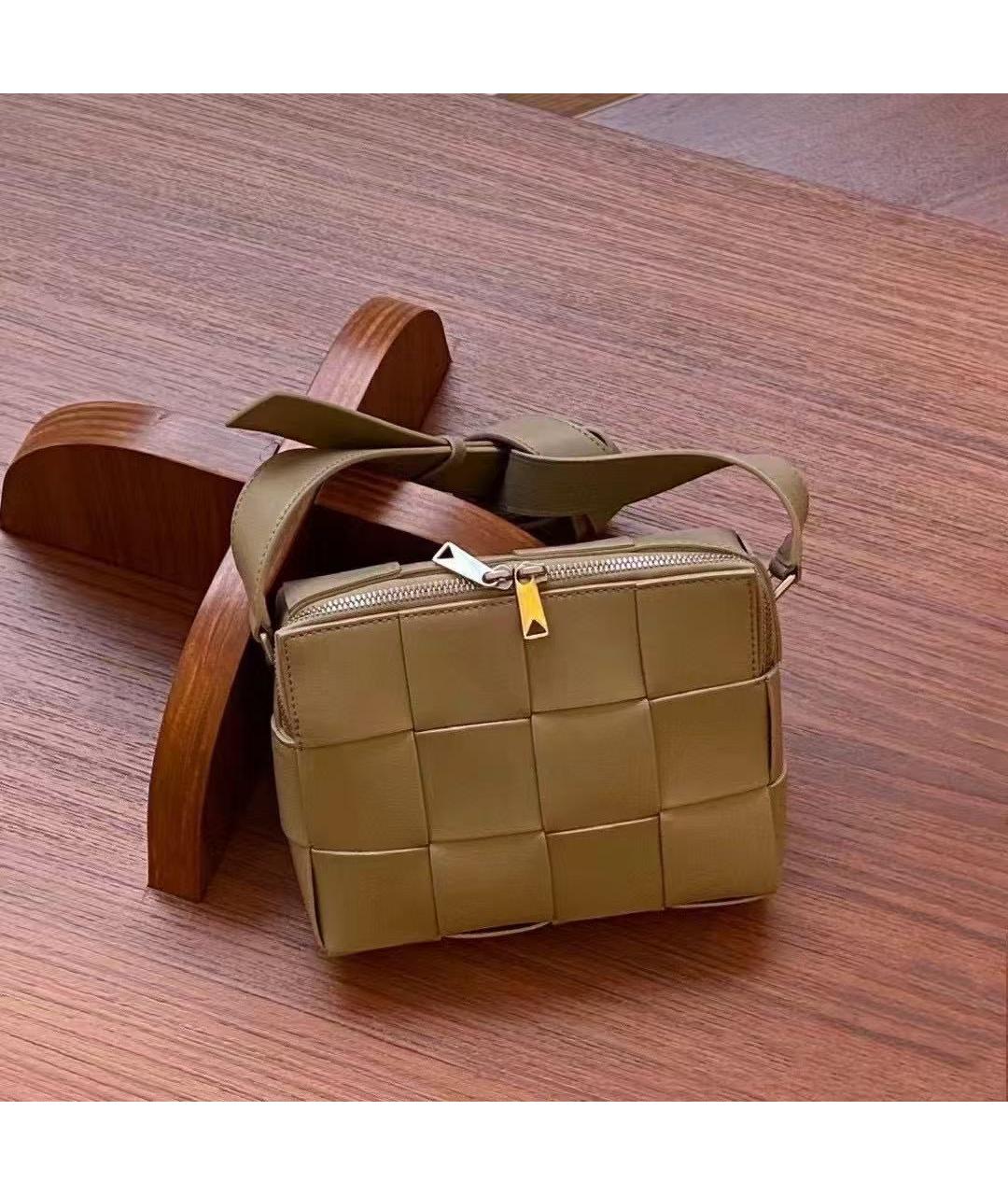 BOTTEGA VENETA Коричневая кожаная сумка через плечо, фото 5