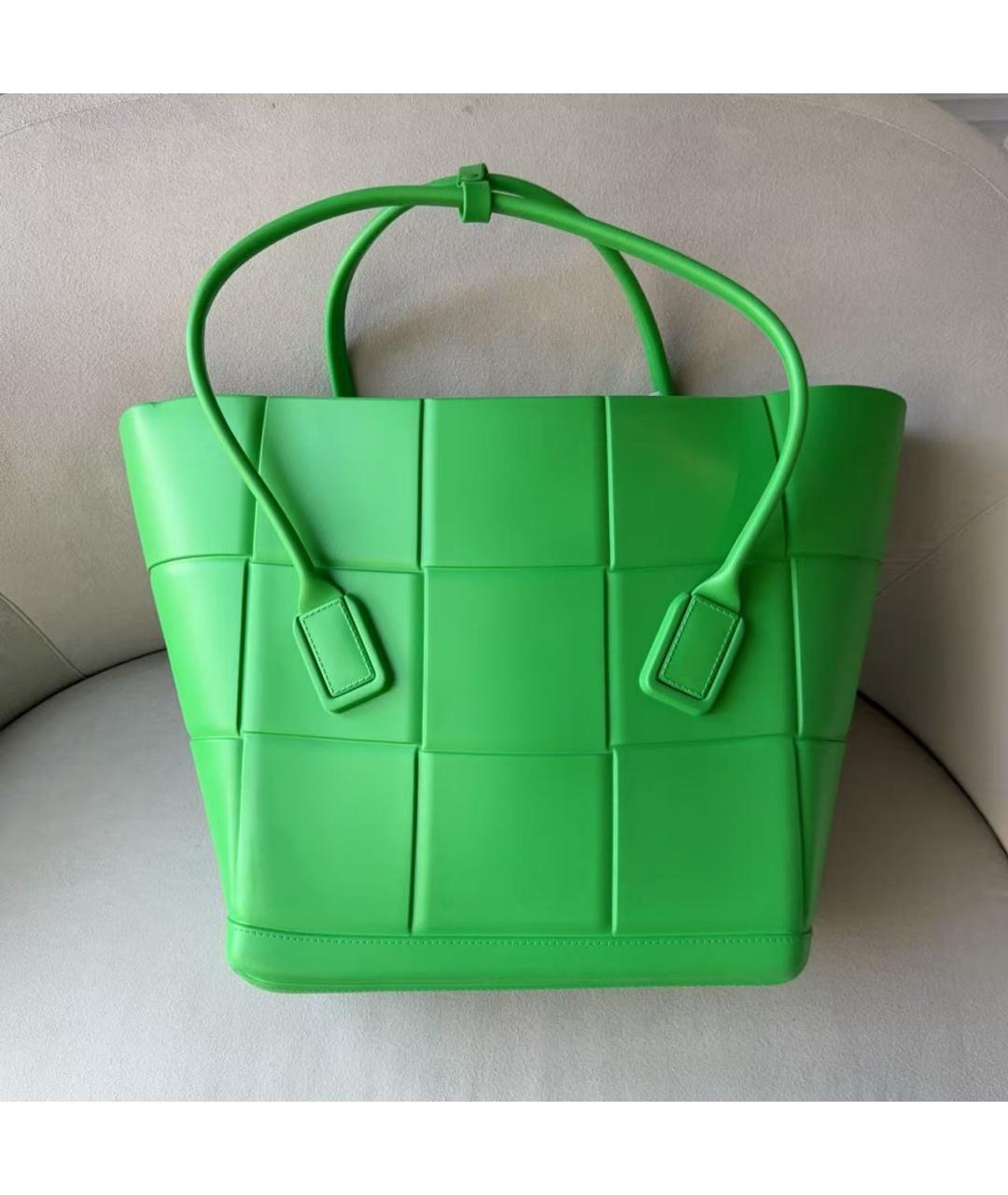 BOTTEGA VENETA Зеленая кожаная сумка тоут, фото 5