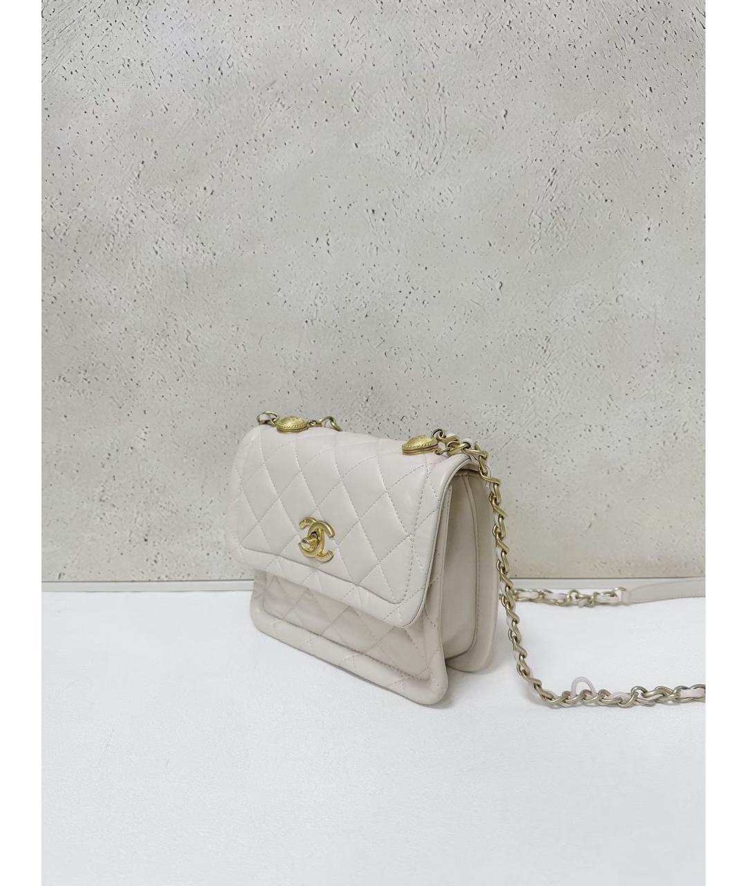 CHANEL Белая кожаная сумка через плечо, фото 3