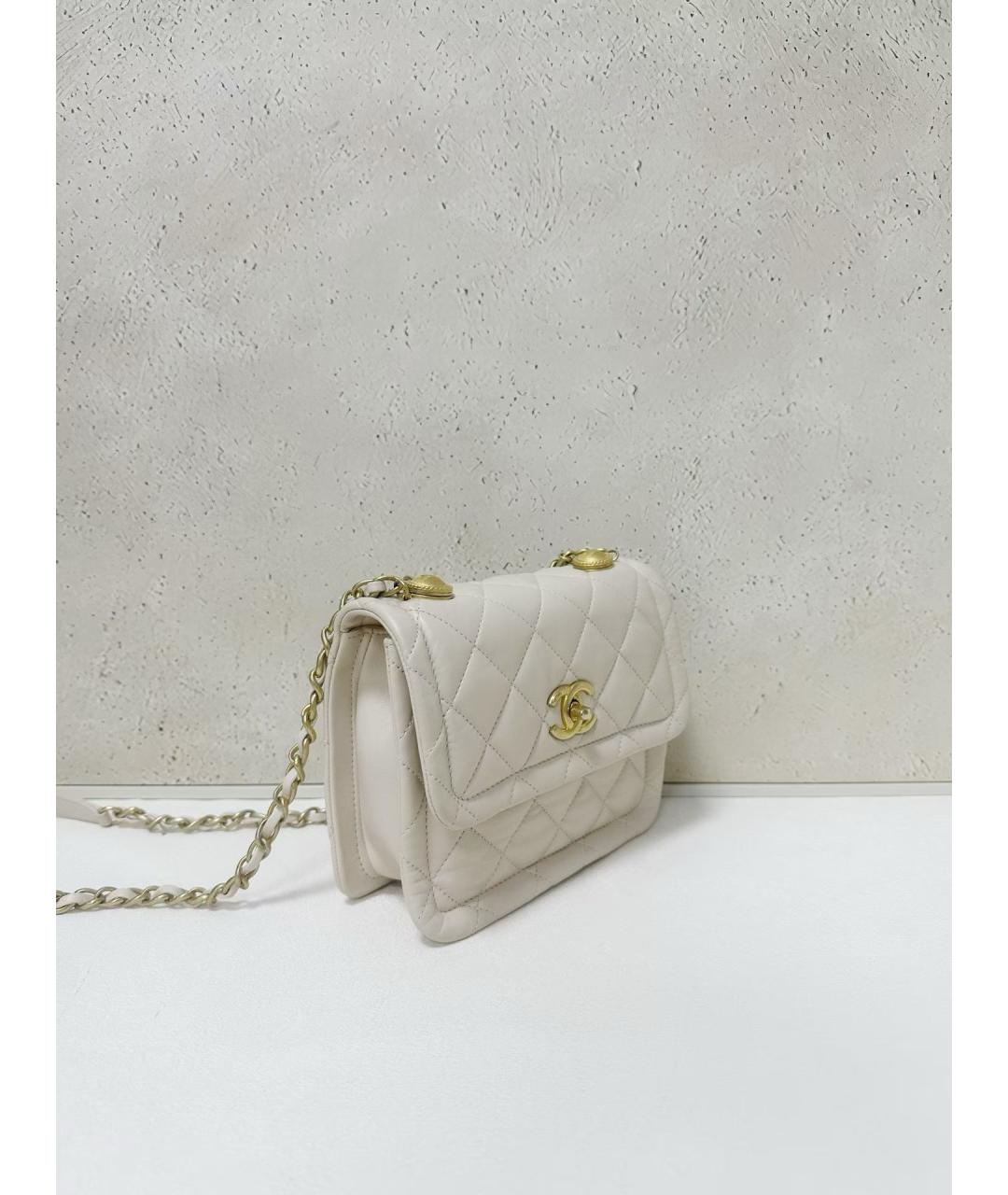 CHANEL Белая кожаная сумка через плечо, фото 4