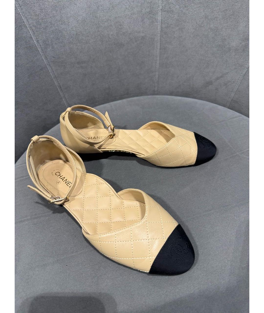 CHANEL Белые кожаные босоножки, фото 5