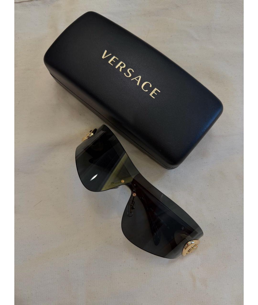 VERSACE Черные пластиковые солнцезащитные очки, фото 4