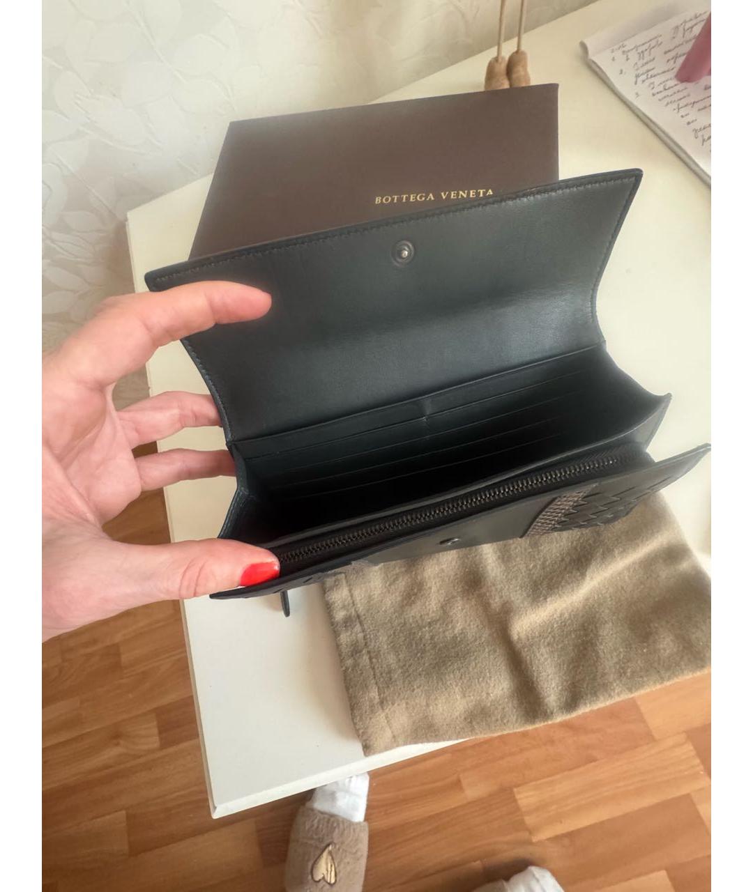 BOTTEGA VENETA Серый кошелек из экзотической кожи, фото 4