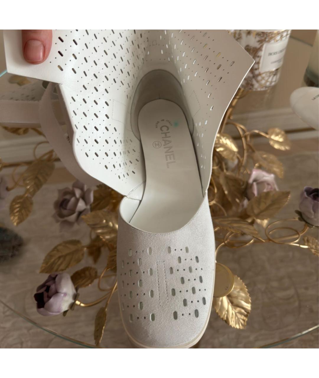 CHANEL Серые замшевые сандалии, фото 7