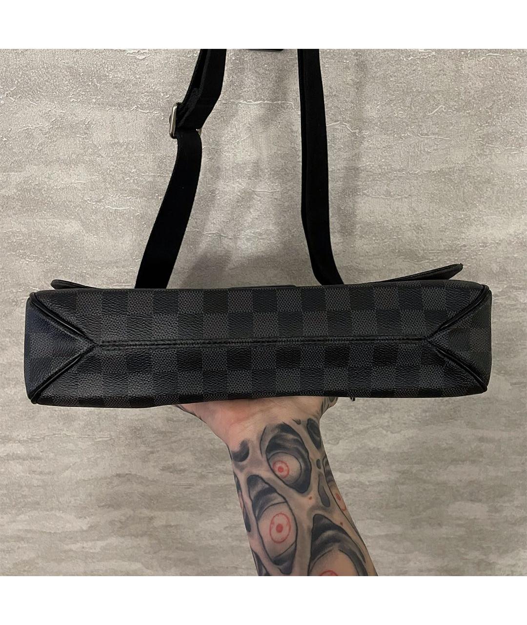 LOUIS VUITTON Черная сумка на плечо, фото 5