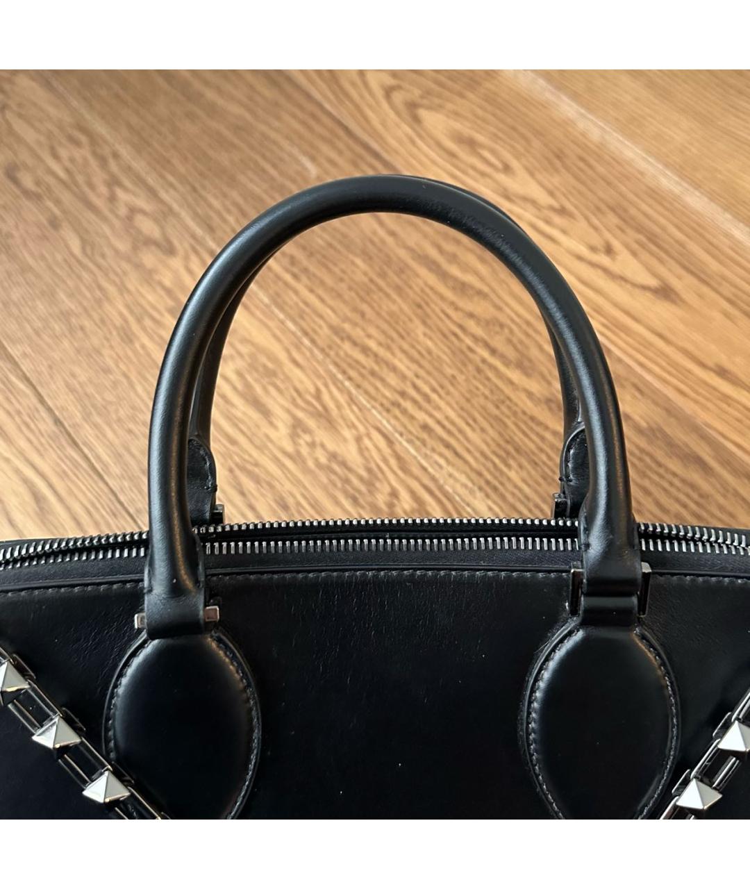 VALENTINO Черная кожаная сумка с короткими ручками, фото 6