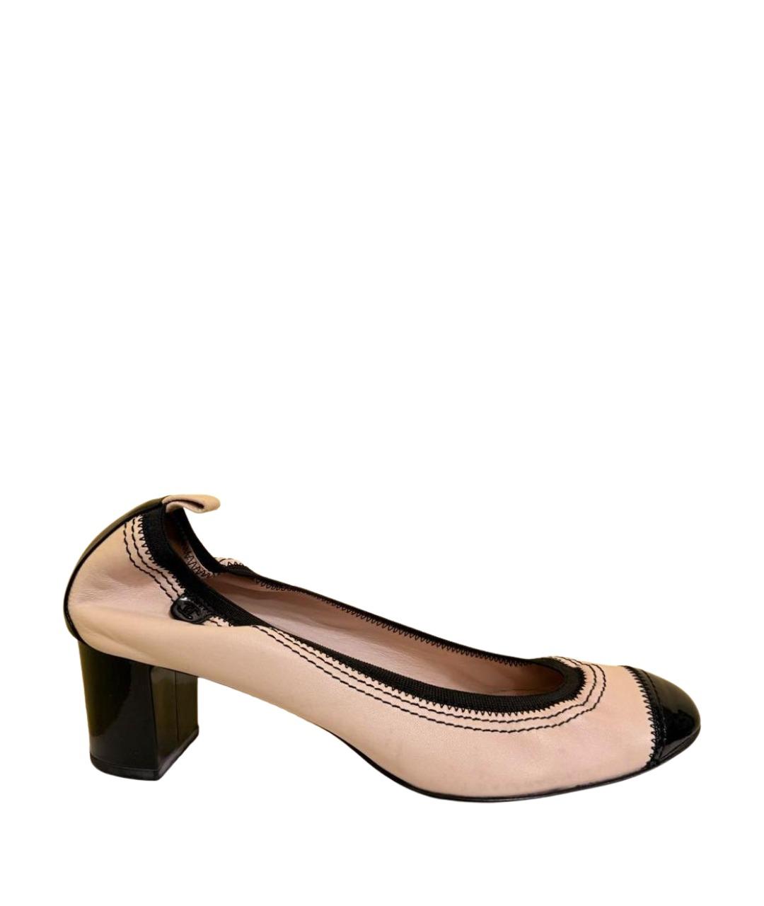 CHANEL Бежевые кожаные туфли, фото 1