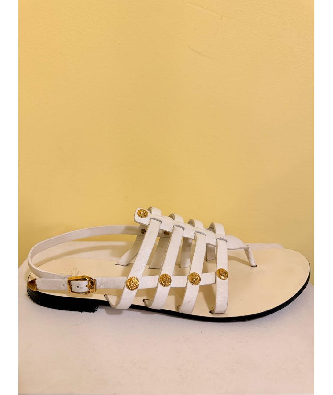 VERSACE Белые кожаные босоножки, фото 6