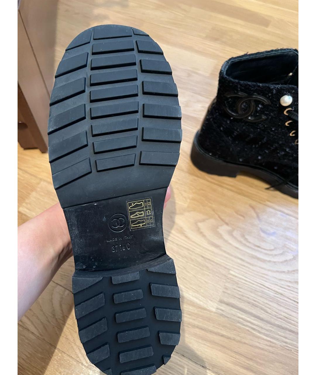 CHANEL Черные текстильные ботинки, фото 4