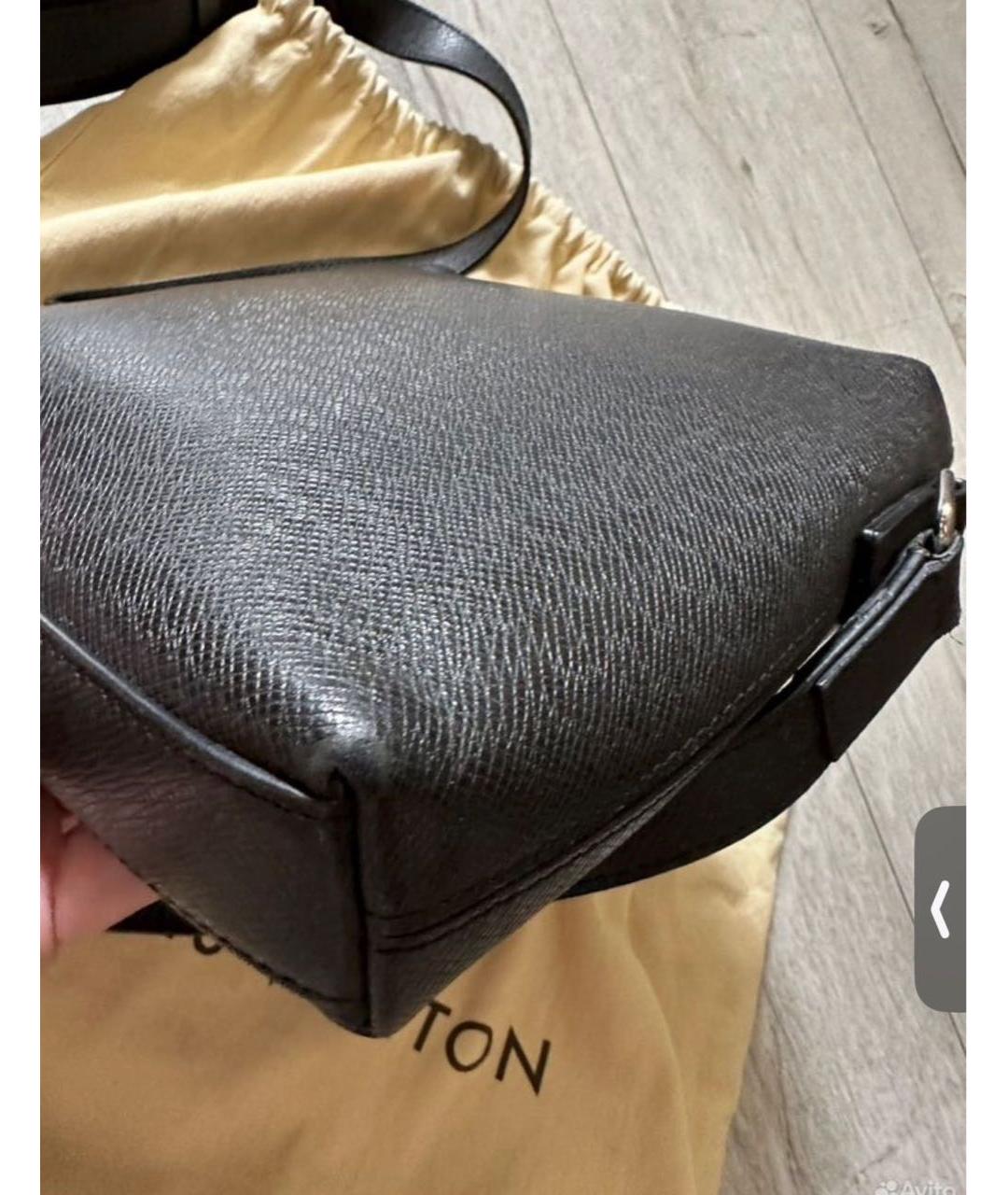 LOUIS VUITTON Черная кожаная сумка на плечо, фото 7