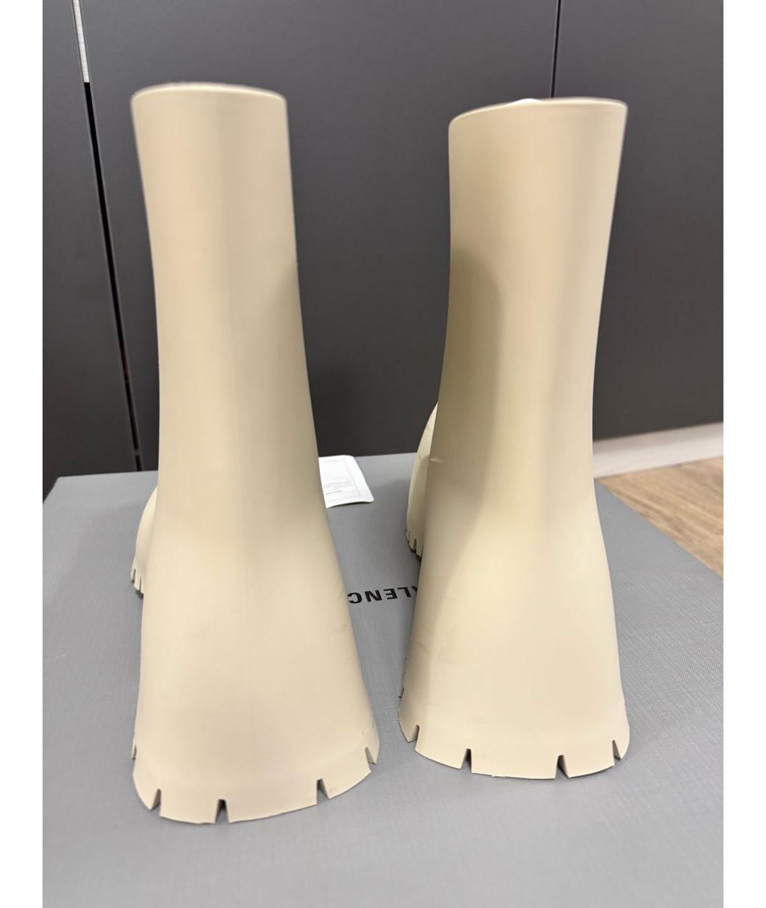 BALENCIAGA Бежевые резиновые полусапоги, фото 4