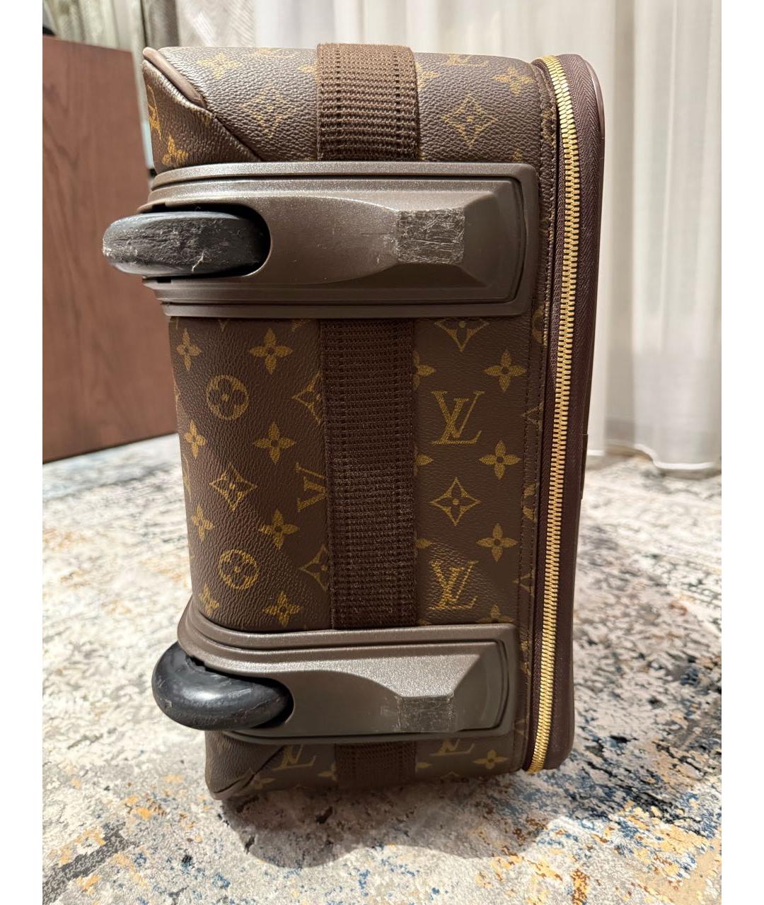 LOUIS VUITTON Коричневый кожаный чемодан, фото 3