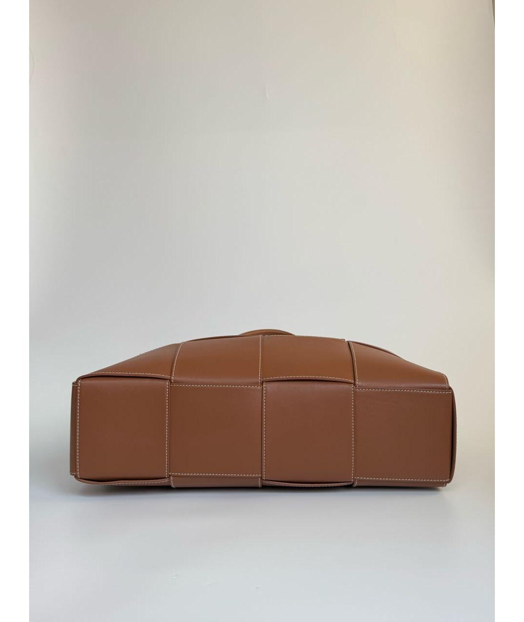 BOTTEGA VENETA Коричневая кожаная сумка тоут, фото 6