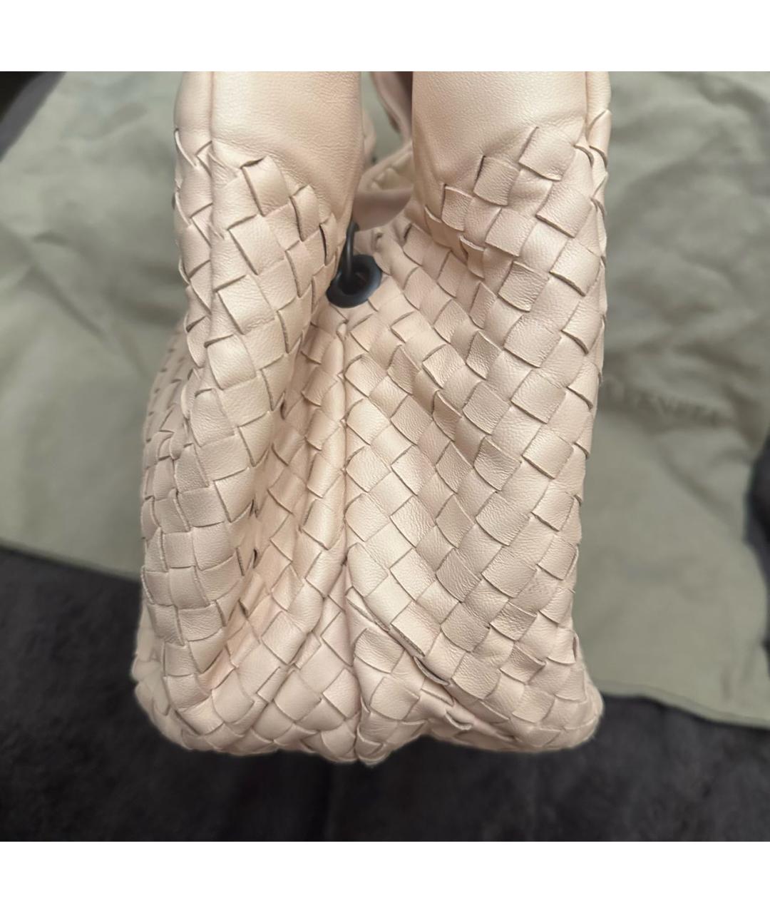 BOTTEGA VENETA Коралловая кожаная сумка с короткими ручками, фото 8