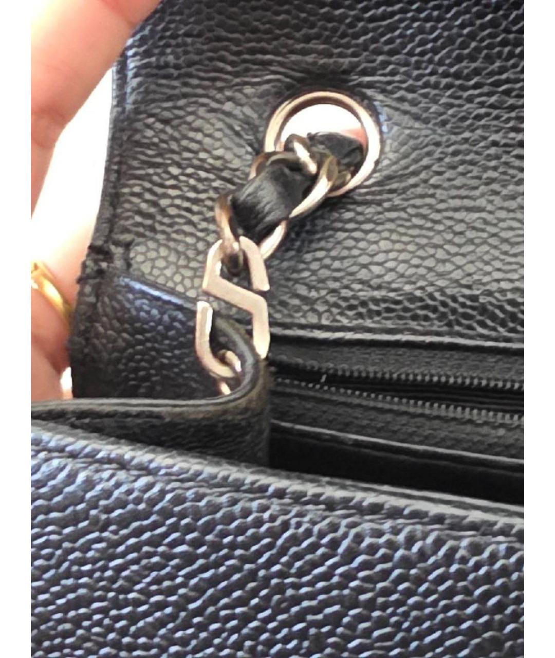 CHANEL Черная кожаная сумка с короткими ручками, фото 4