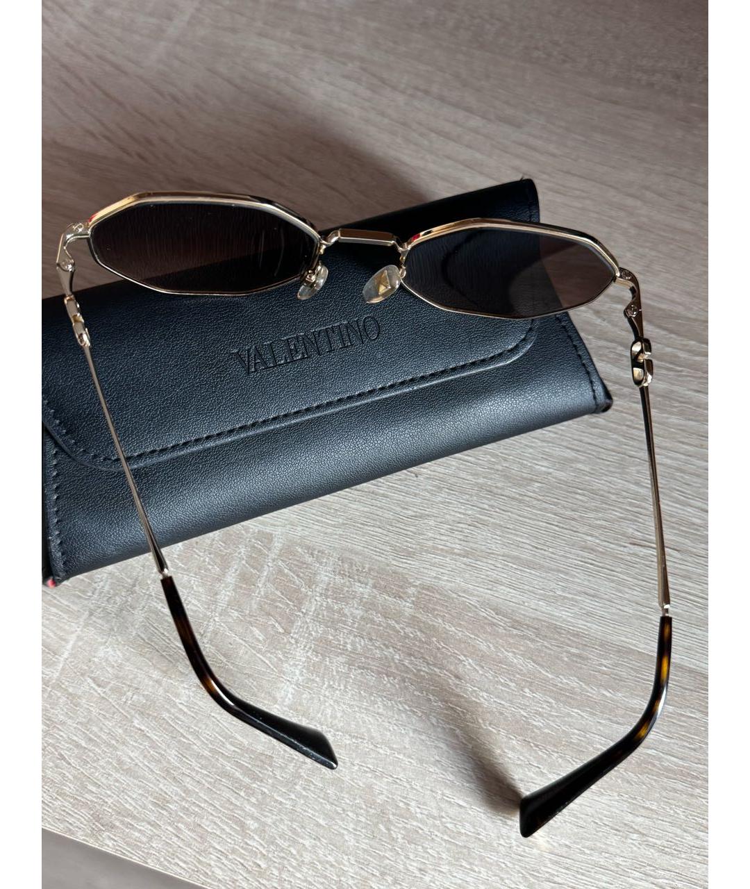 VALENTINO Коричневые металлические солнцезащитные очки, фото 6