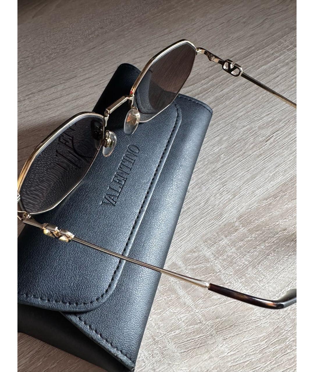 VALENTINO Коричневые металлические солнцезащитные очки, фото 7