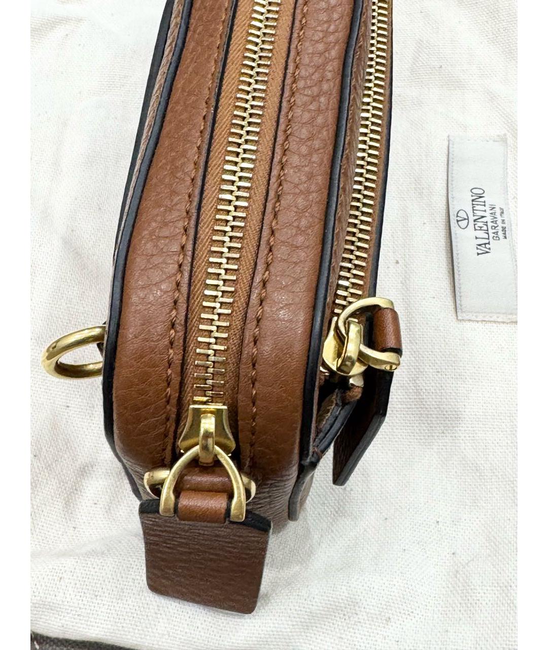 VALENTINO Коричневая кожаная сумка на плечо, фото 6