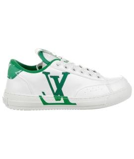 LOUIS VUITTON Низкие кроссовки / кеды