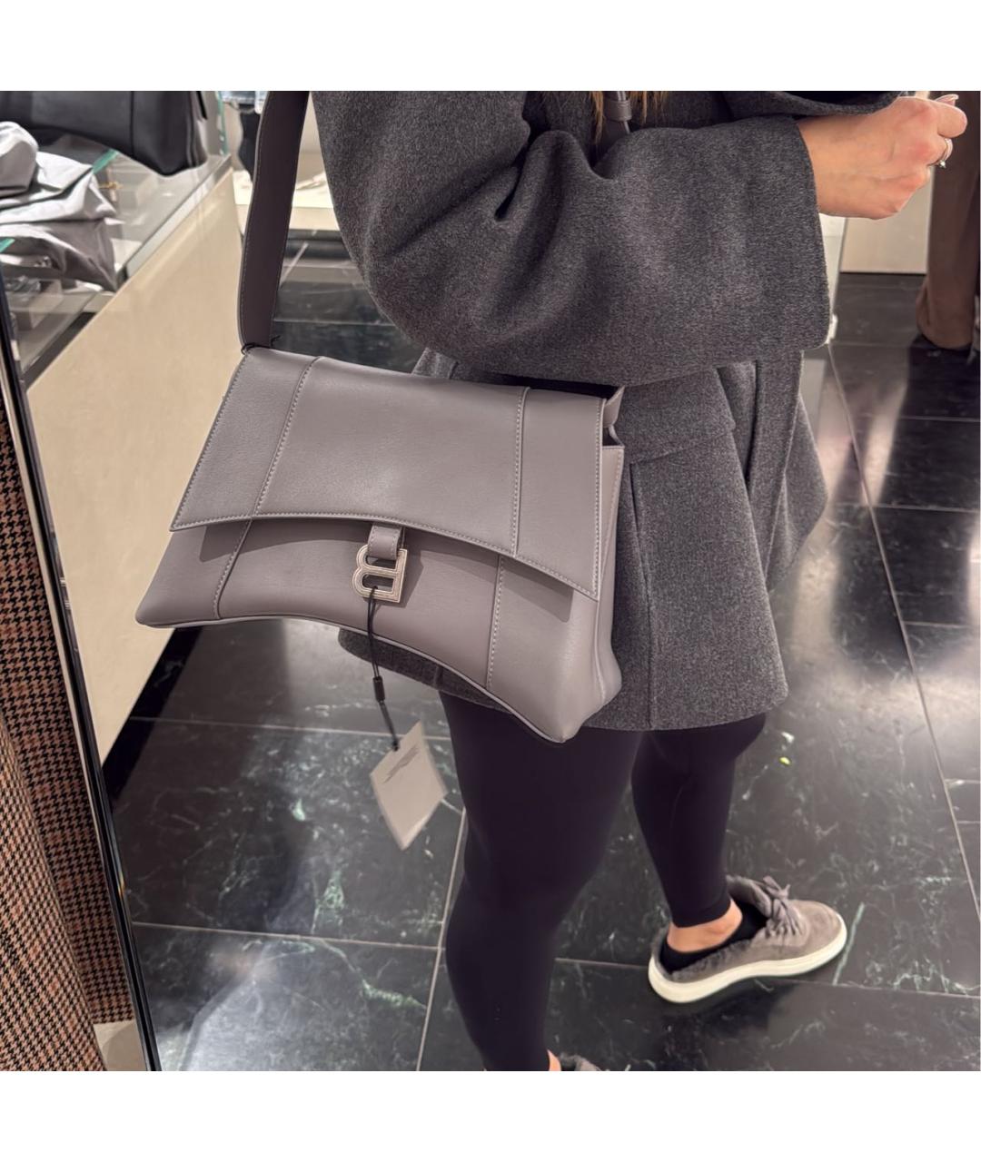 BALENCIAGA Антрацитовая кожаная сумка с короткими ручками, фото 2