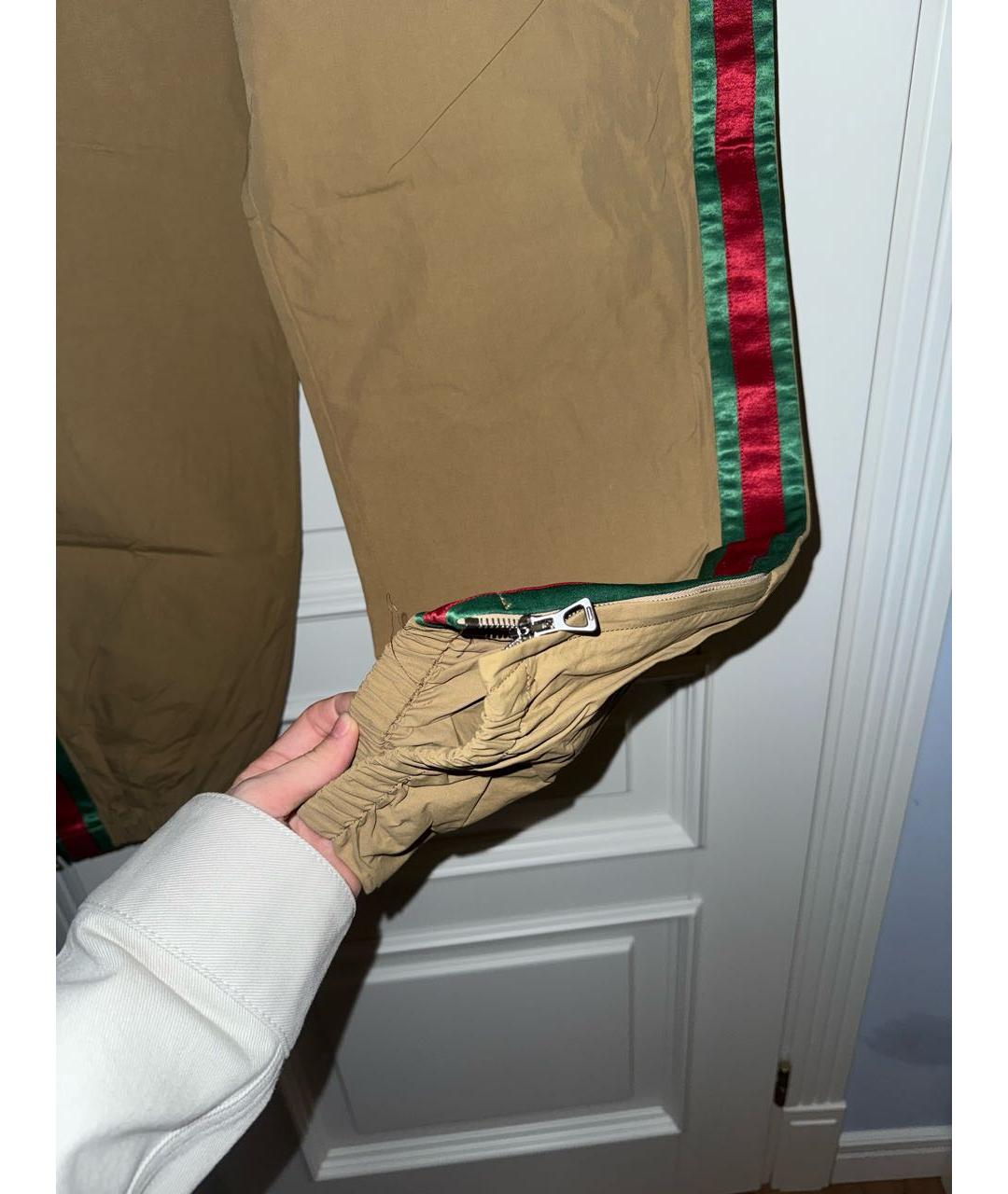 GUCCI Горчичные полиамидовые повседневные брюки, фото 4