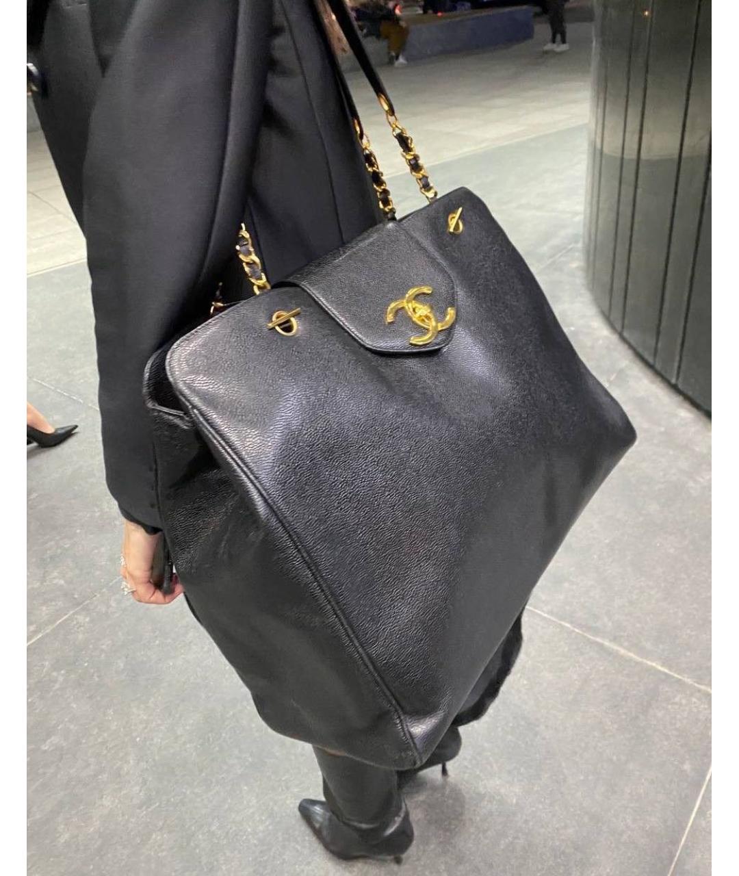 CHANEL Черная кожаная сумка тоут, фото 6