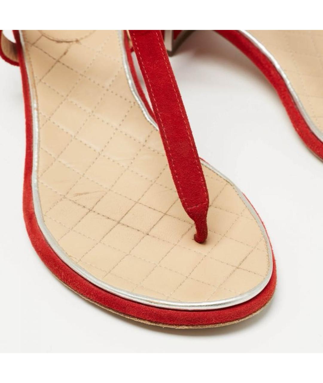 CHANEL Красные замшевые сандалии, фото 6