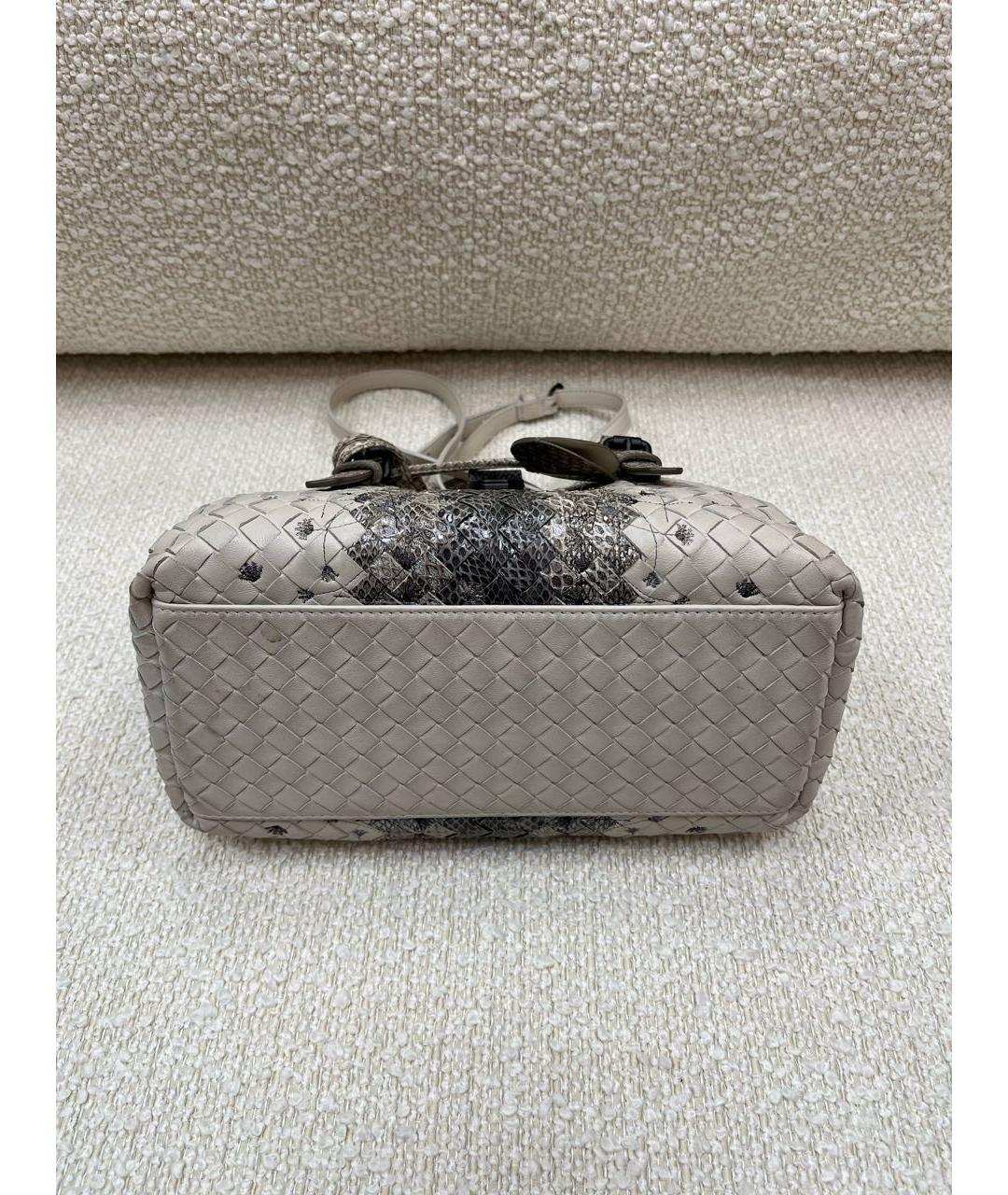 BOTTEGA VENETA Бежевая кожаная сумка с короткими ручками, фото 7