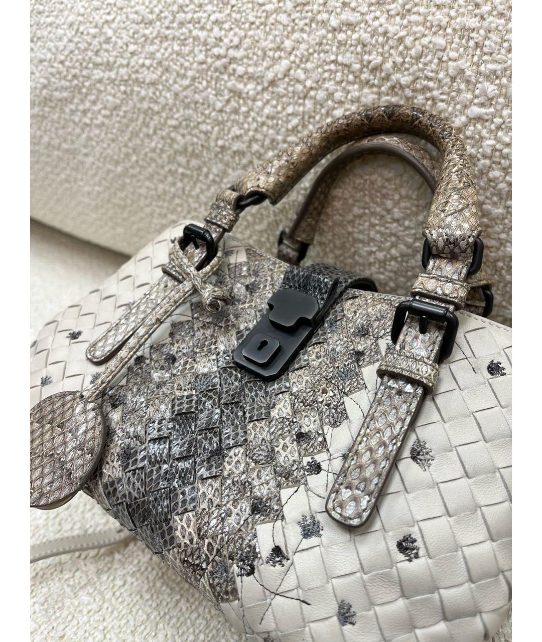 BOTTEGA VENETA Бежевая кожаная сумка с короткими ручками, фото 8