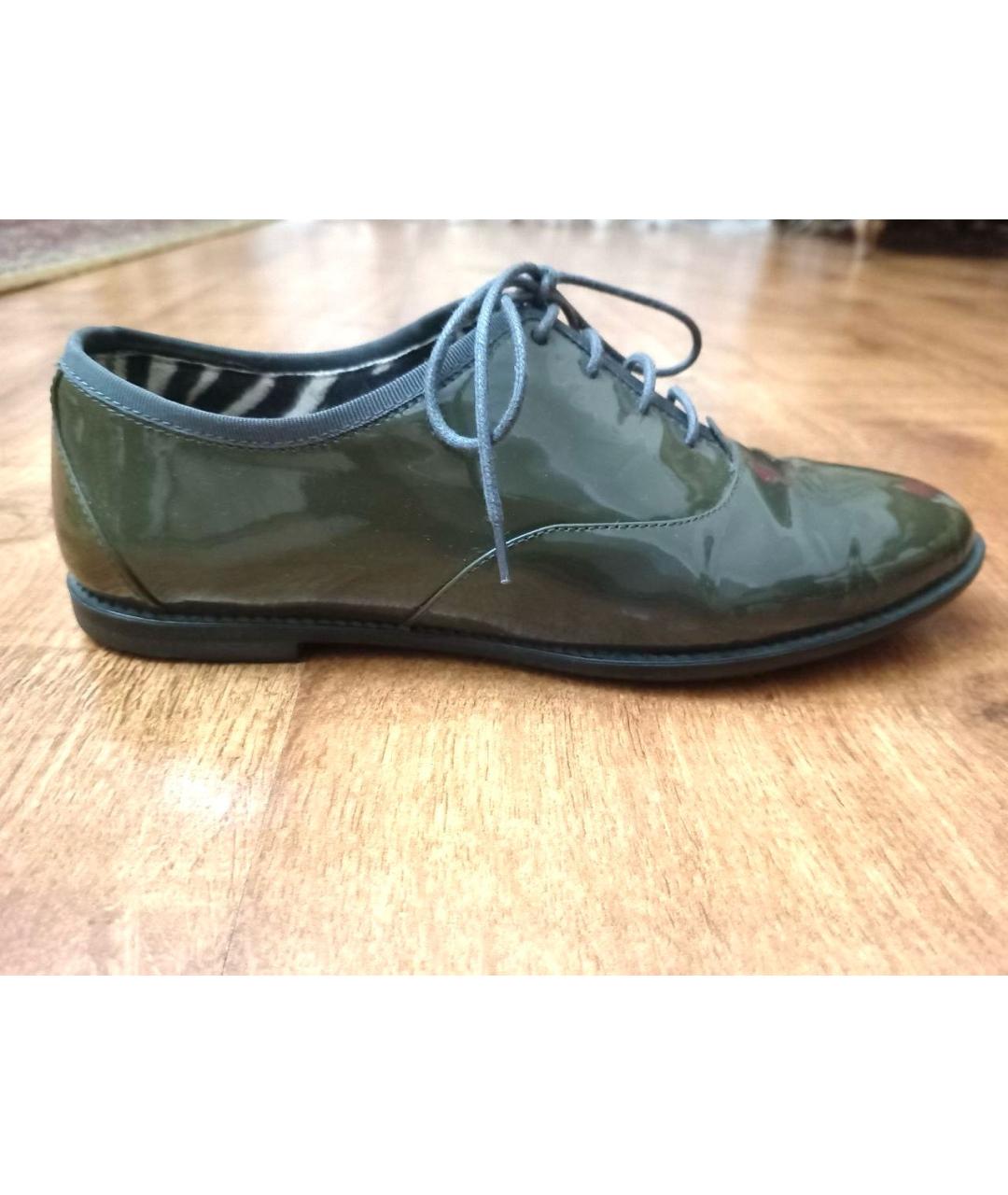 FERRAGAMO Антрацитовые лоферы из лакированной кожи, фото 7