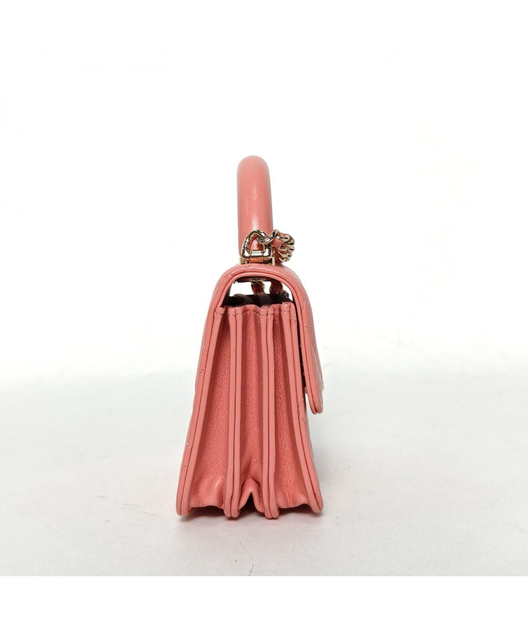 CHANEL Коралловая кожаная сумка с короткими ручками, фото 5