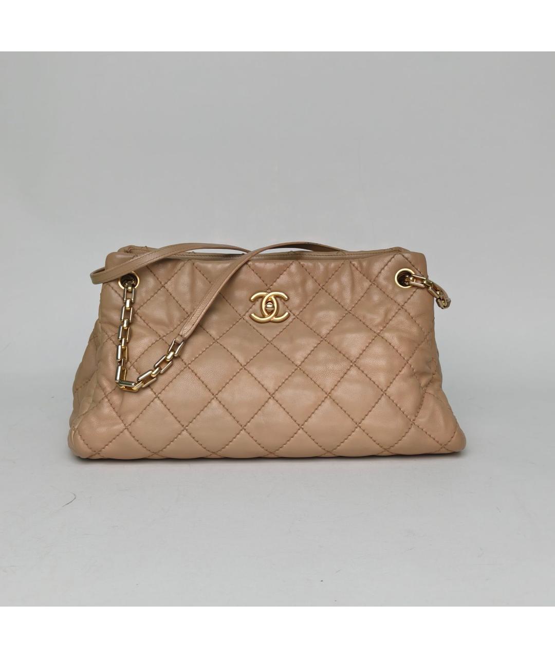 CHANEL Бежевая кожаная сумка через плечо, фото 9