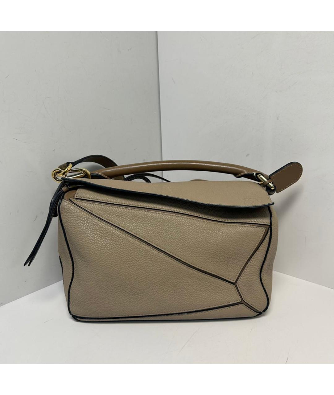 LOEWE Бежевая кожаная сумка с короткими ручками, фото 8