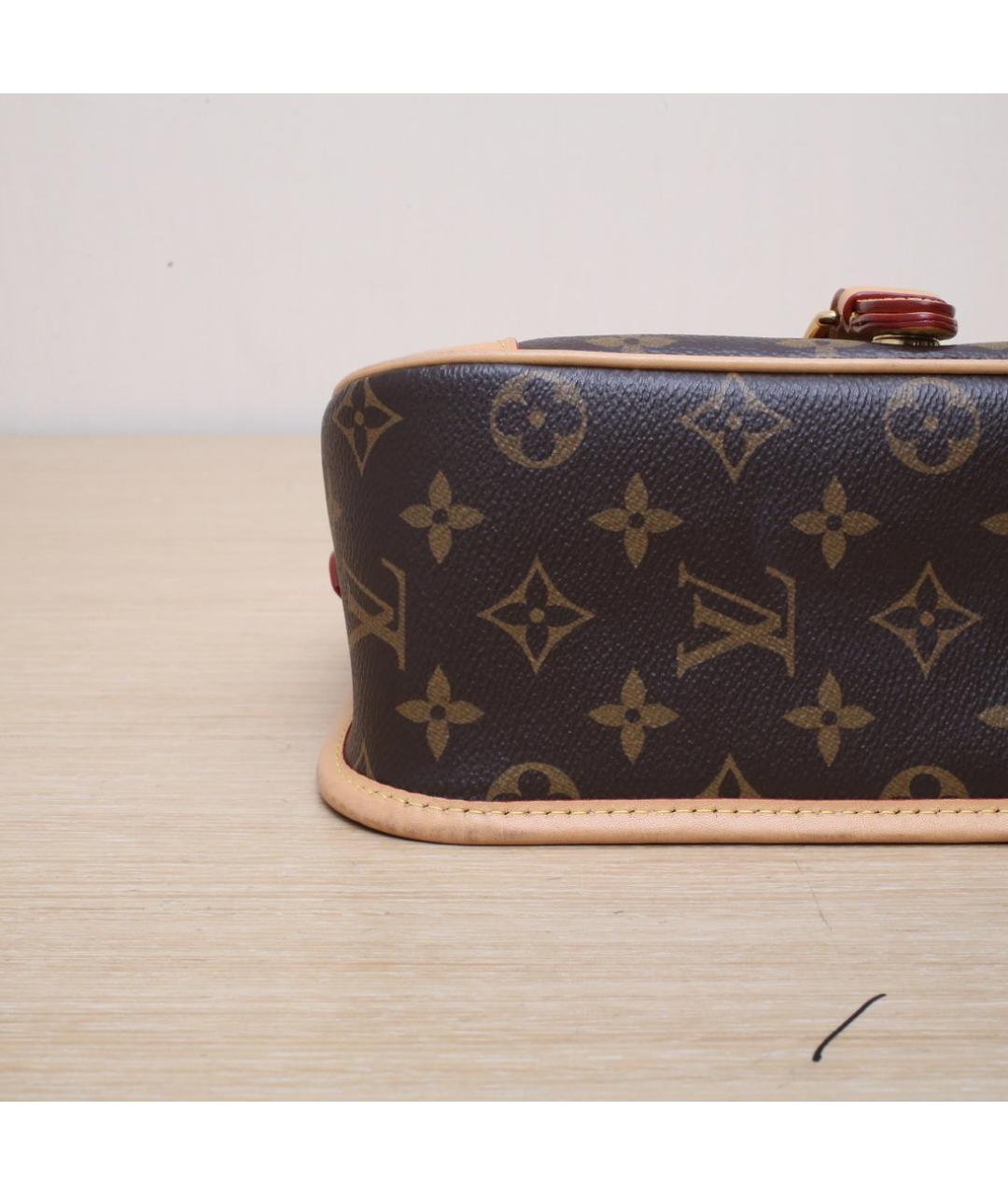 LOUIS VUITTON Коричневая сумка через плечо, фото 9