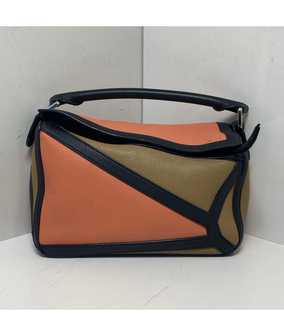 LOEWE Коралловая кожаная сумка с короткими ручками, фото 8