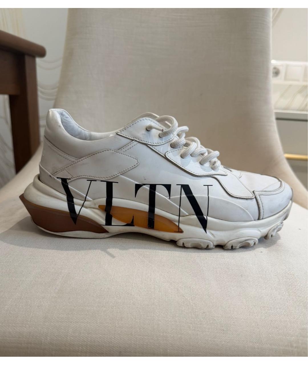 VALENTINO Белые кожаные кроссовки, фото 3