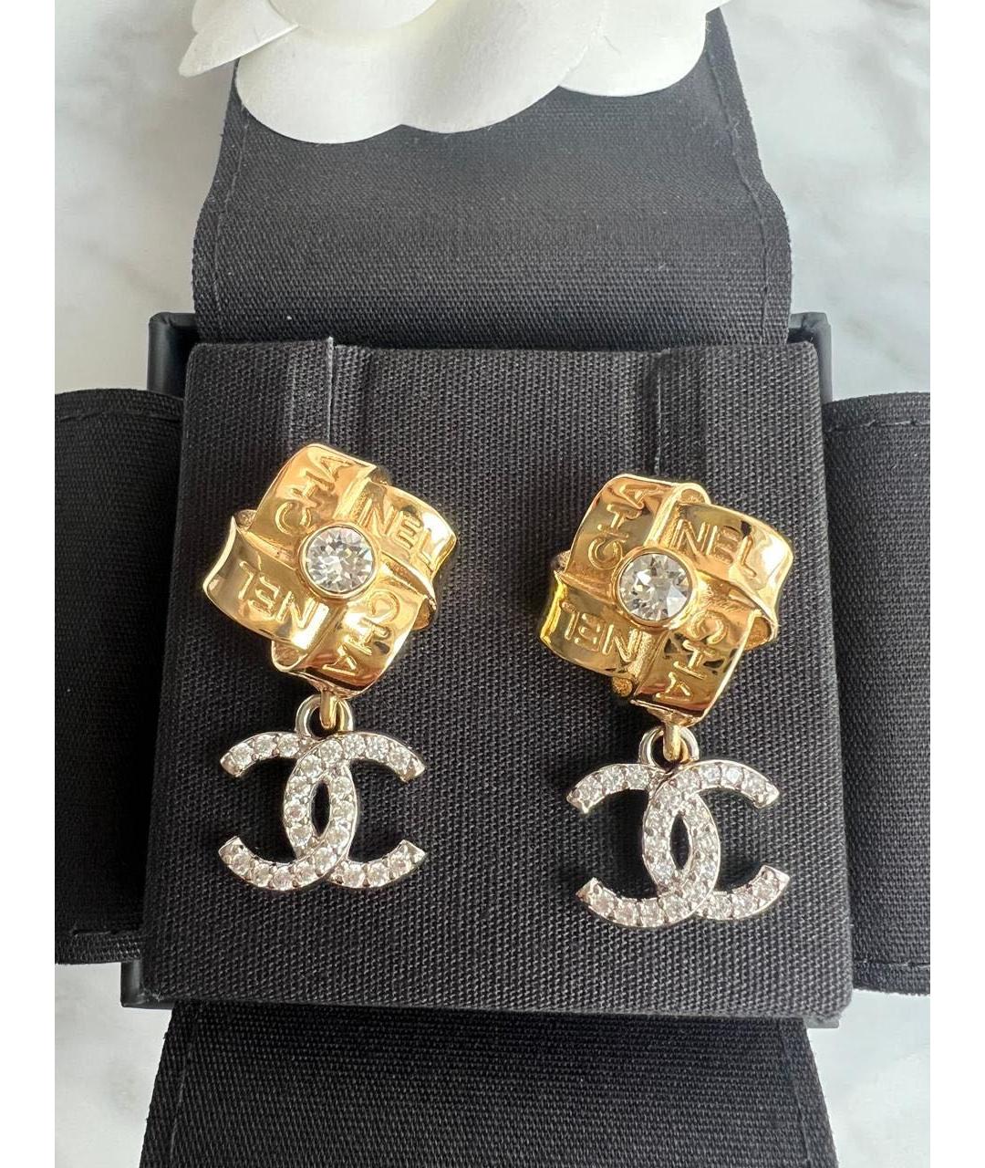 CHANEL Золотые металлические серьги, фото 2