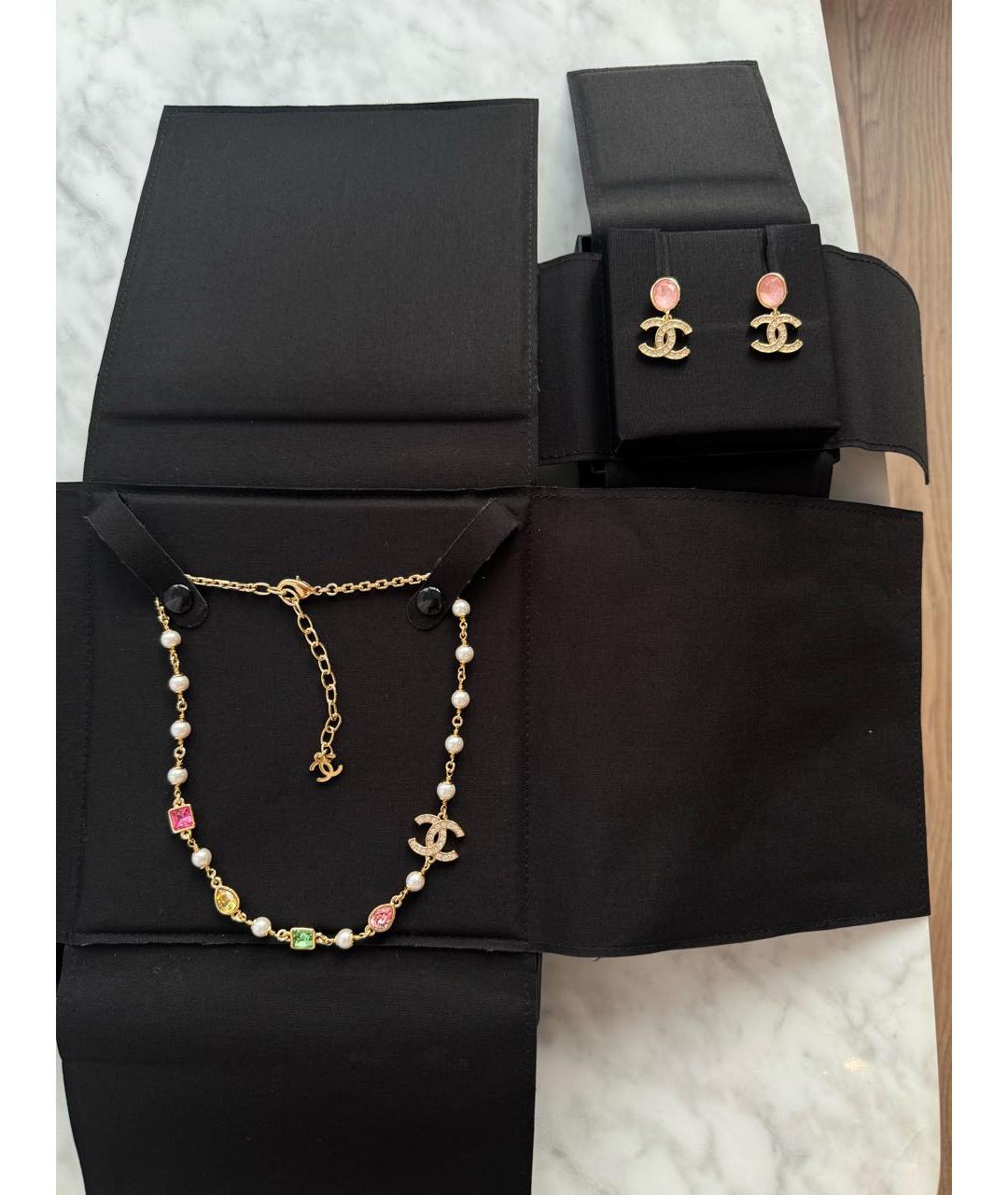 CHANEL Золотое металлическое колье, фото 3