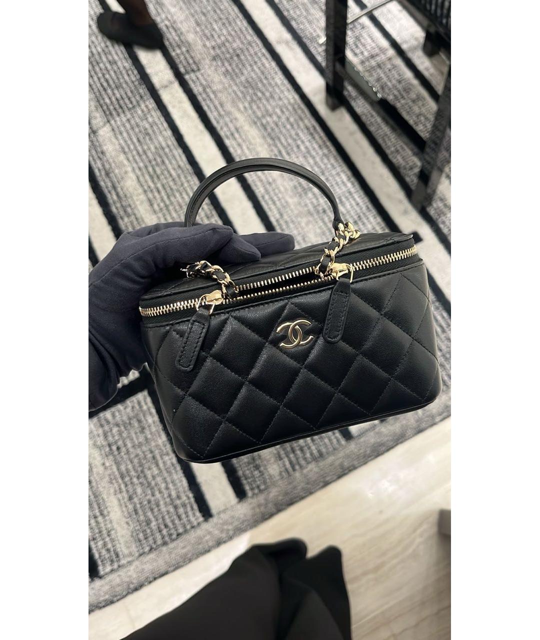 CHANEL Черная кожаная сумка через плечо, фото 2