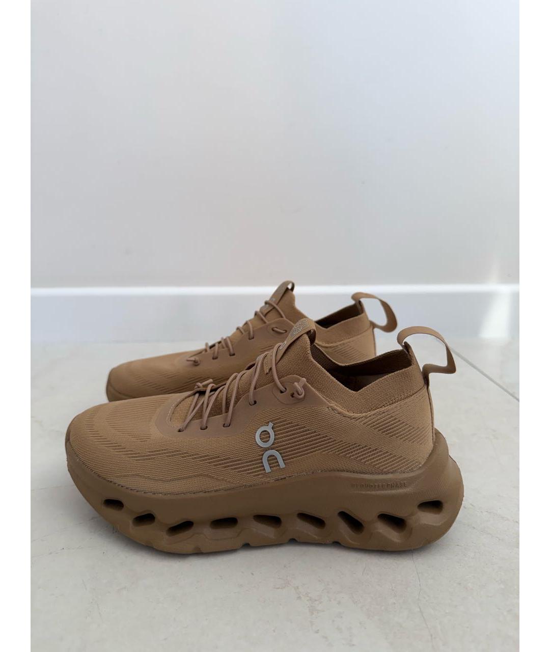 LOEWE Бежевые кроссовки, фото 3