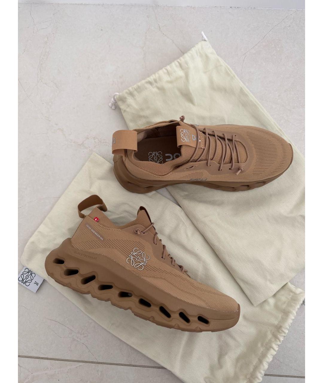 LOEWE Бежевые кроссовки, фото 5