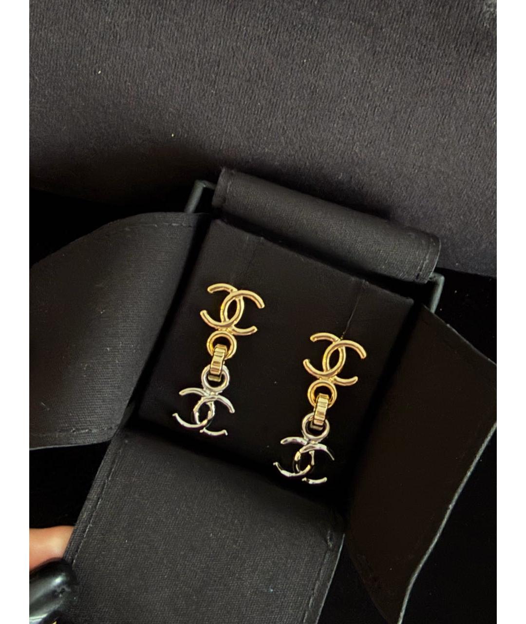 CHANEL Золотые металлические серьги, фото 5