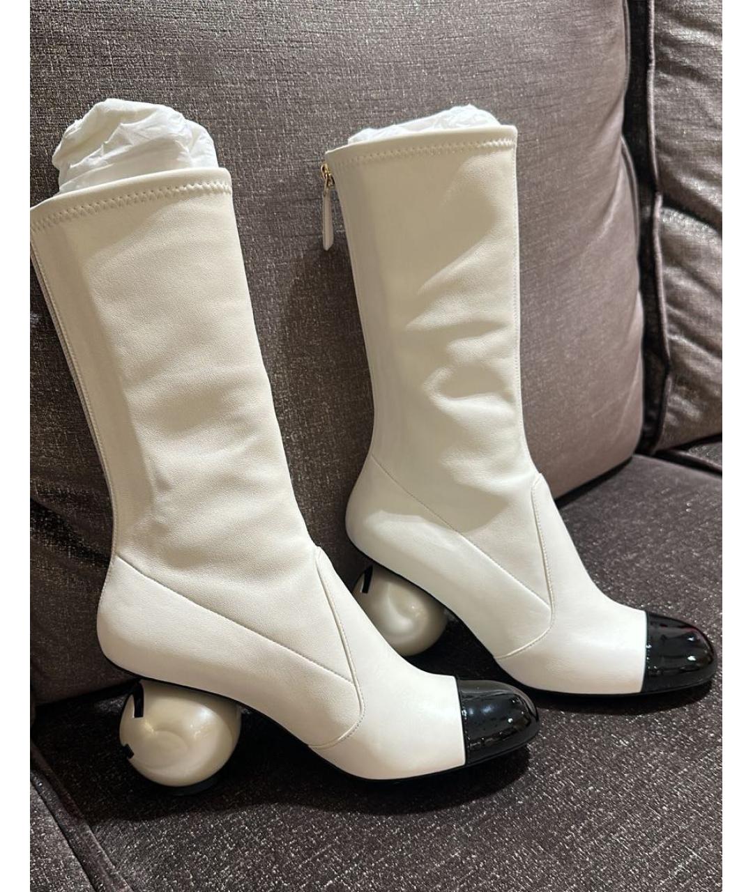 CHANEL Белые кожаные сапоги, фото 7