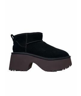 UGG AUSTRALIA Ботинки