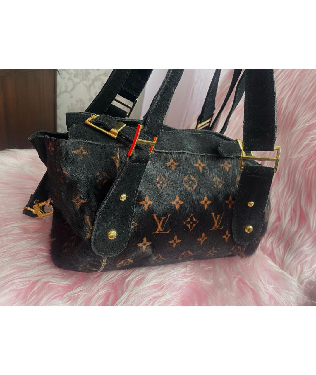 LOUIS VUITTON Черная замшевая сумка с короткими ручками, фото 2