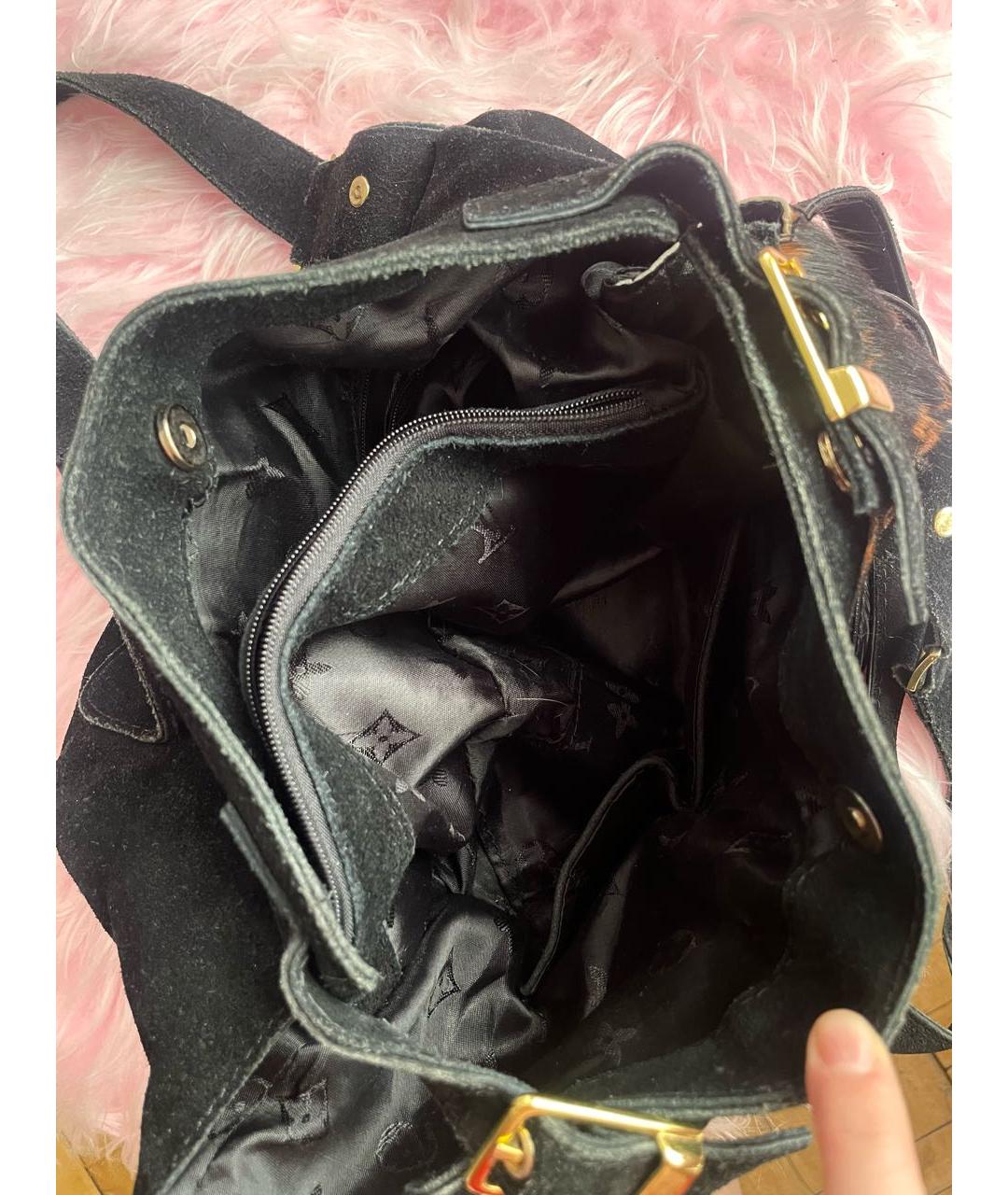 LOUIS VUITTON Черная замшевая сумка с короткими ручками, фото 4